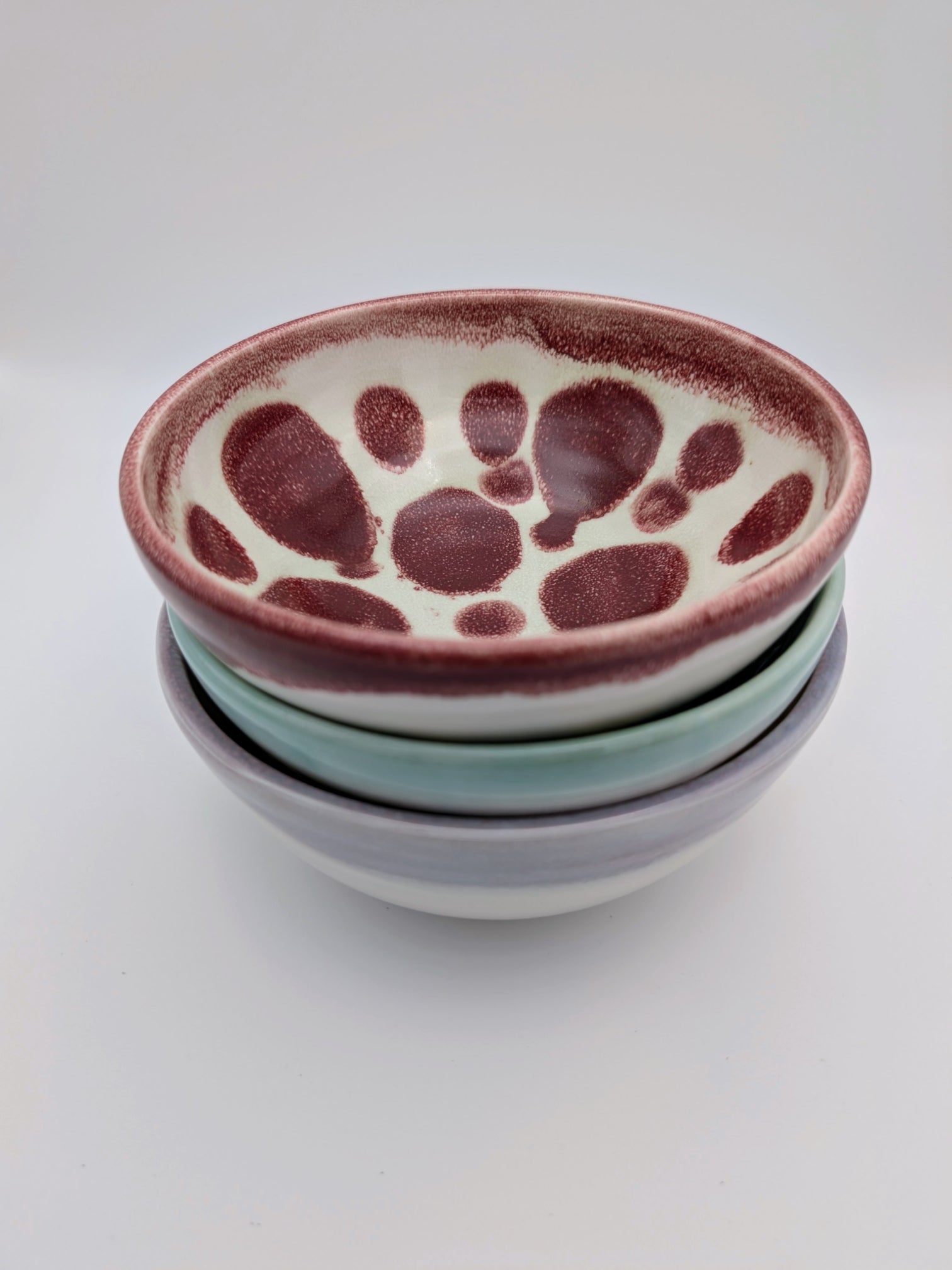 Set of 3 medium bowls - red, green, purple