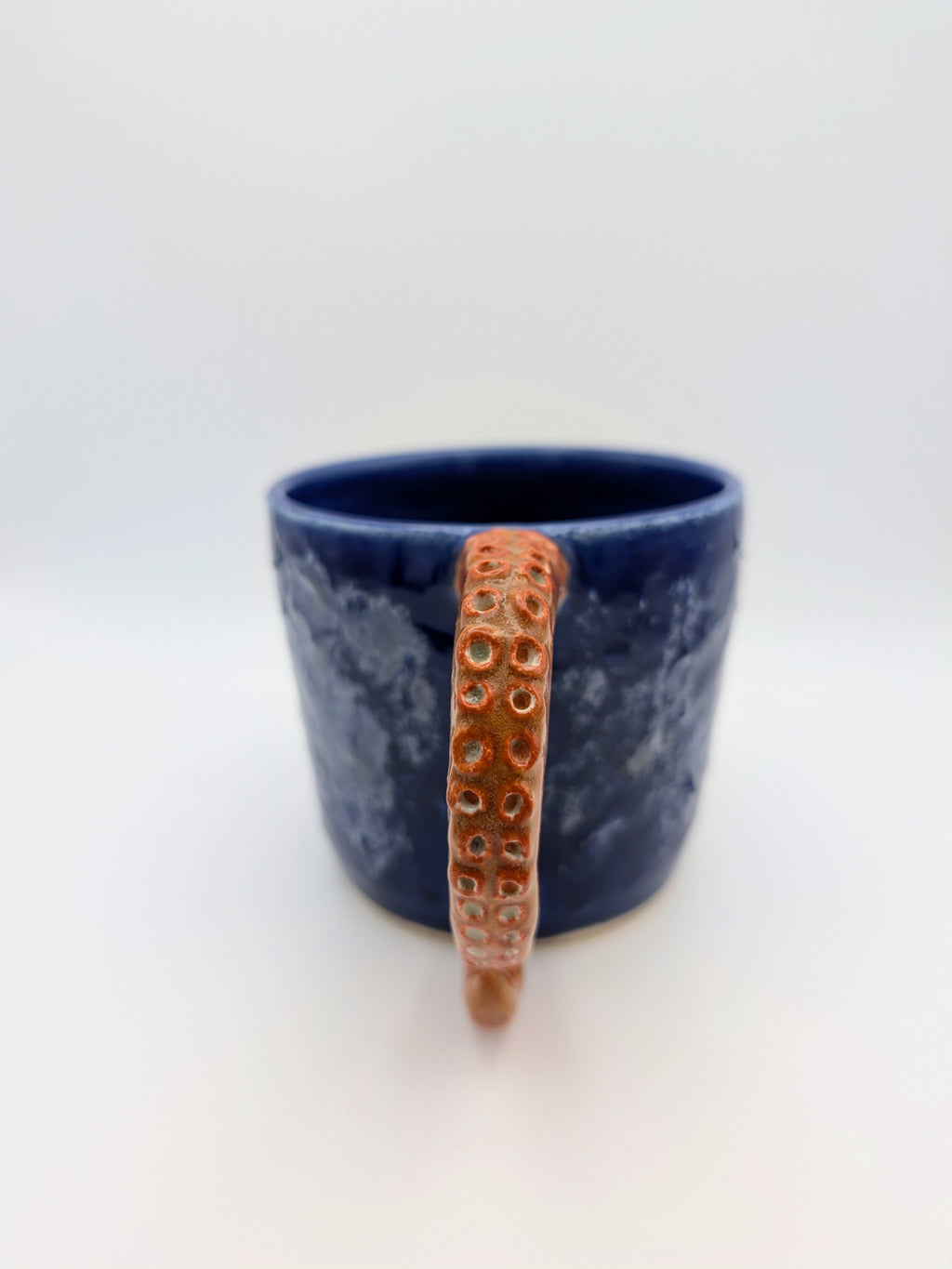 Oversized textured tentacle mug