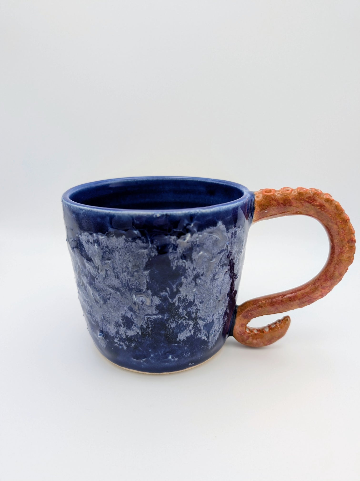 Oversized textured tentacle mug
